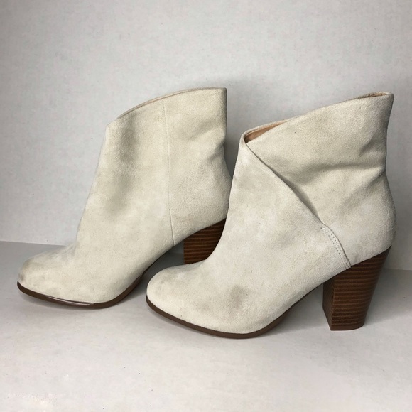 Joe's Jeans Shoes - Joe’s Jeans Trisha suede ankle boots